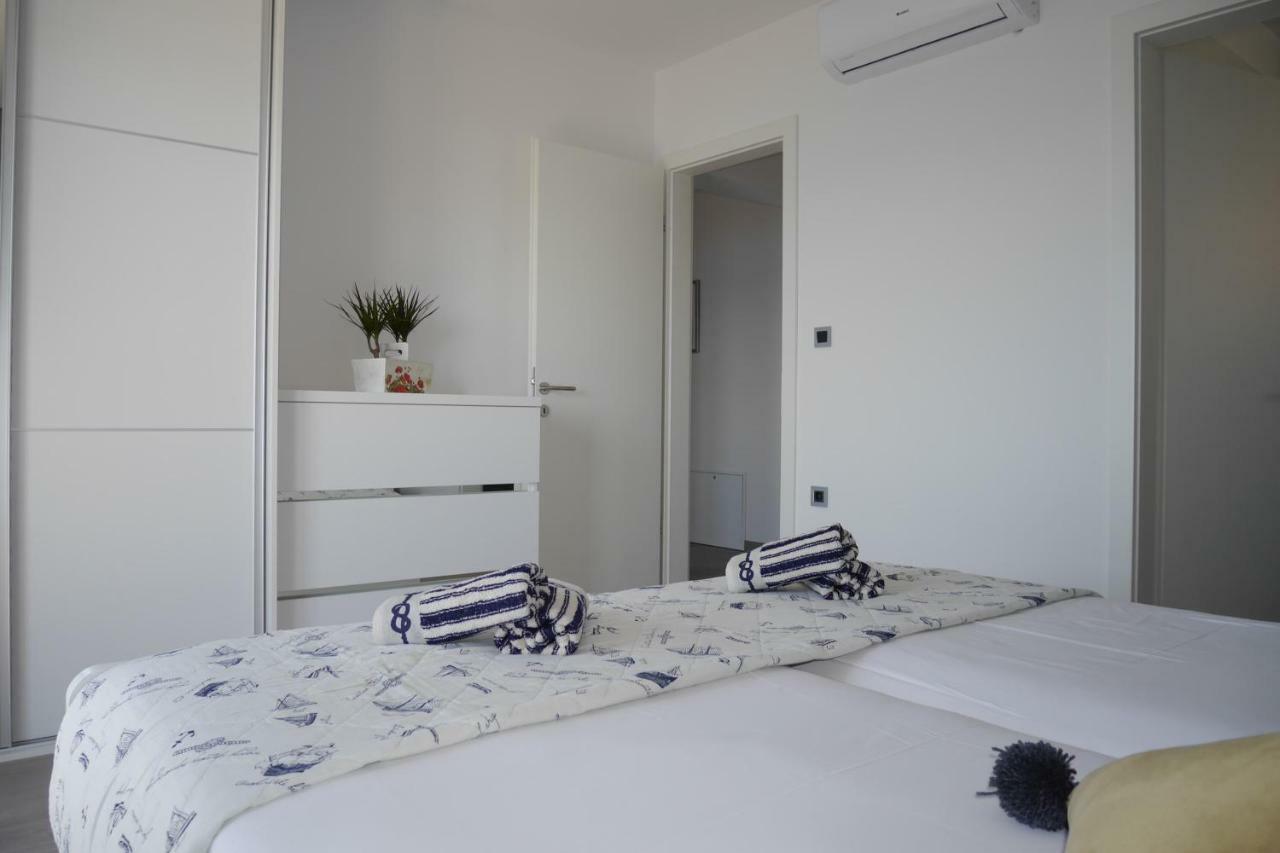Luxury Apartments Beach 예세니체 외부 사진